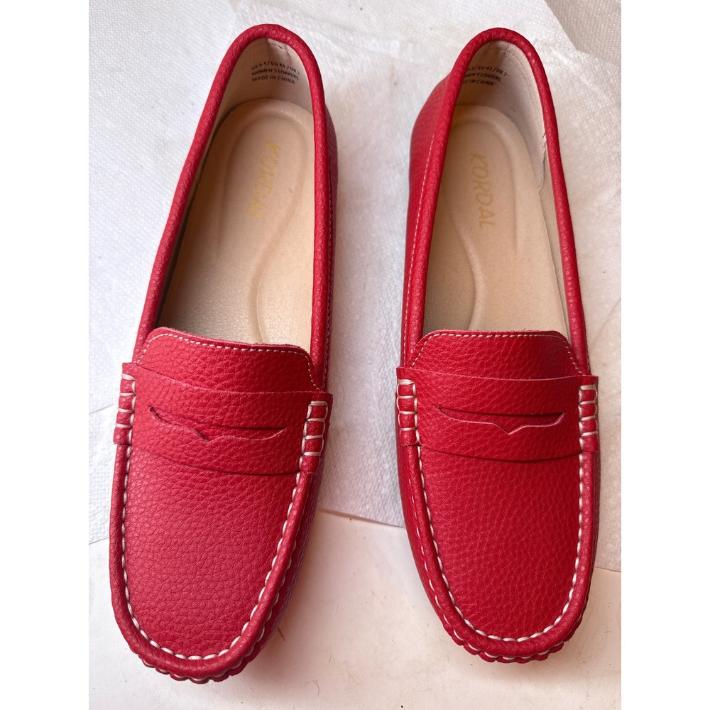 Kordal Red Pebbled Leather Penny Loafers Womens 9.5 Moccasins Slip On. Brand NEW